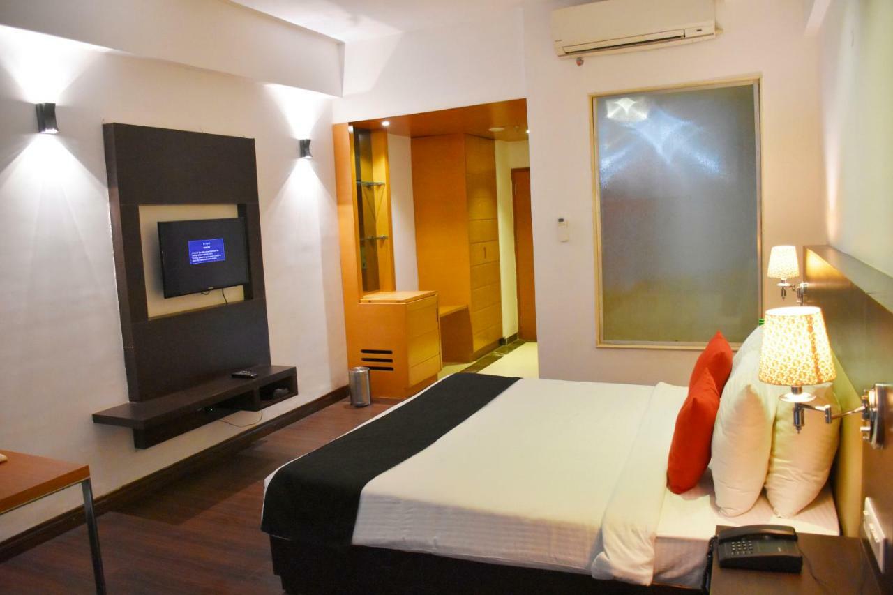 Jagrati Ananta Express Hotell Jaipur Exteriör bild