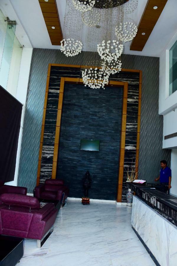 Jagrati Ananta Express Hotell Jaipur Exteriör bild